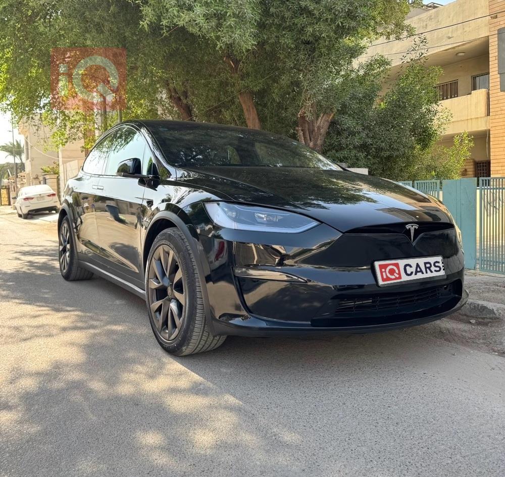 تێسلا Model X